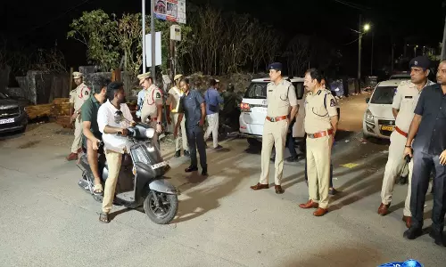 Hyderabad में ‘ऑपरेशन कवच’ चलाया गया, पुलिस कमिश्नर ने किया निरीक्षण