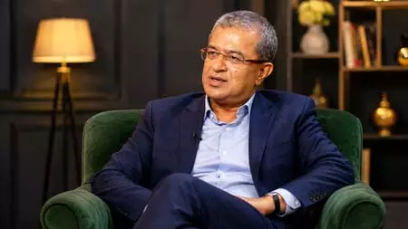 विजू शाह : क्लास बंक कर स्टूडियो पहुंचा लड़का, बॉलीवुड का बना सिंथेसाइजर किंग विजू शाह : क्लास बंक कर स्टूडियो पहुंचा लड़का, बॉलीवुड का बना सिंथेसाइजर किंग