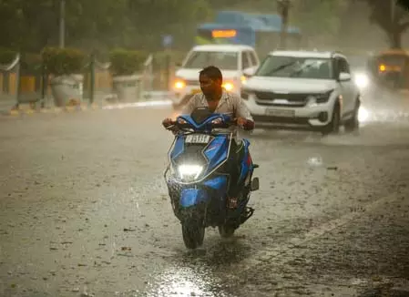 5 जून को एनसीआर में फिर येलो अलर्ट : आंधी-तूफान और बारिश के आसार; 6 जून से मौसम रहेगा सुहावना 5 जून को एनसीआर में फिर येलो अलर्ट : आंधी-तूफान और बारिश के आसार; 6 जून से मौसम रहेगा सुहावना