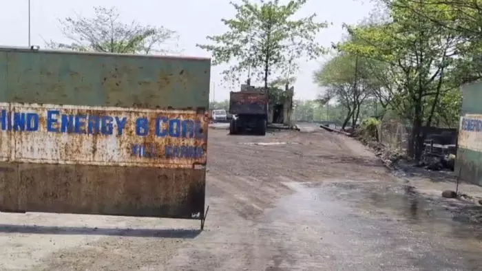 बंद कोल डिपो में चोरी, गार्ड से मारपीट कर वारदात को दिया अंजाम बंद कोल डिपो में चोरी, गार्ड से मारपीट कर वारदात को दिया अंजाम