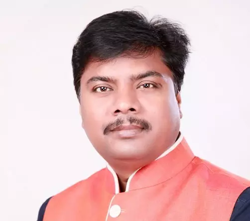 हरियर छत्तीसगढ़ हमारी पहचान, पर्यावरण संरक्षण हमारी जिम्मेदारी : वन मंत्री केदार कश्यप हरियर छत्तीसगढ़ हमारी पहचान, पर्यावरण संरक्षण हमारी जिम्मेदारी : वन मंत्री केदार कश्यप