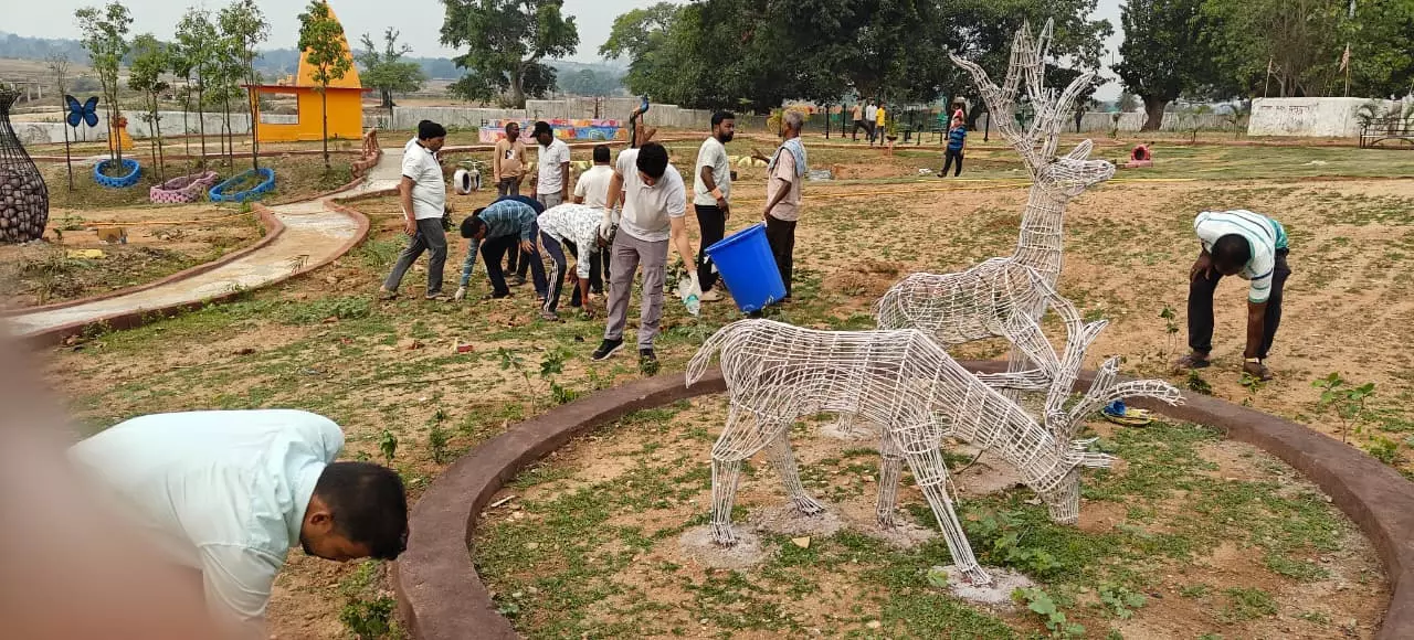 विश्व पर्यावरण दिवस पर वेस्ट पार्क में गूंजा हरित संदेश विश्व पर्यावरण दिवस पर वेस्ट पार्क में गूंजा हरित संदेश