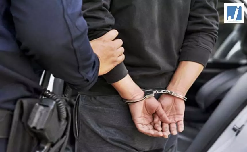 चार साल की बच्ची का यौन शोषण, 60 साल का पड़ोसी गिरफ्तार चार साल की बच्ची का यौन शोषण, 60 साल का पड़ोसी गिरफ्तार