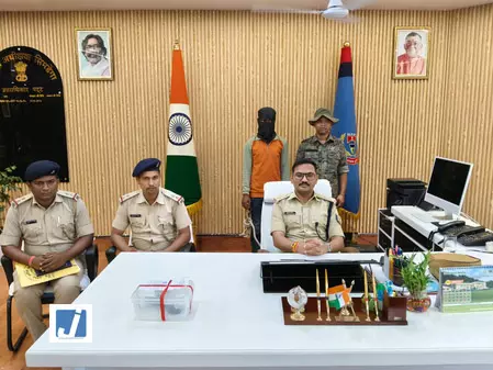 Instagram से शुरू हुई पहचान, फिर युवती की हत्या आरोपी गिरफ्तार Instagram से शुरू हुई पहचान, फिर युवती की हत्या आरोपी गिरफ्तार