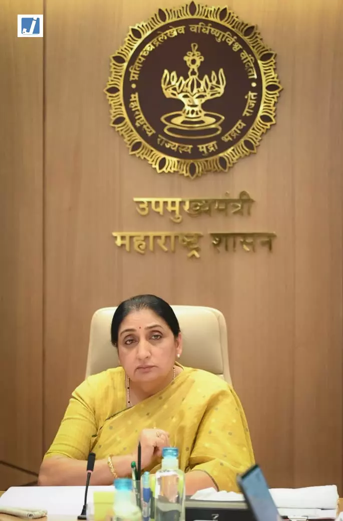 तूफानी बारिश के बाद उपमुख्यमंत्री सुनेत्रा पवार ने दिये सामान्य स्थिति बहाल करने के निर्देश तूफानी बारिश के बाद उपमुख्यमंत्री सुनेत्रा पवार ने दिये सामान्य स्थिति बहाल करने के निर्देश