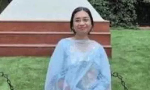 Delhi University प्रोफेसर के निधन पर शोक