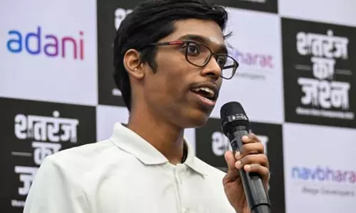 यह नया महीना है, तुम अच्छा खेलोगे, चैंपियन बनने के बाद प्रग्गनानंदा ने बताया सच हुई मां की भविष्यवाणी यह नया महीना है, तुम अच्छा खेलोगे, चैंपियन बनने के बाद प्रग्गनानंदा ने बताया सच हुई मां की भविष्यवाणी