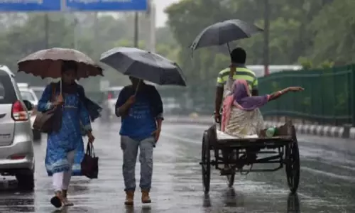 Varanasi : मौसम का बदला रुख, बारिश से राहत लेकिन उमस में बढ़ोतरी