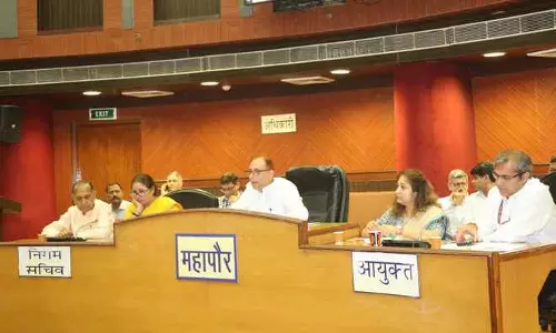 New Delhi: कचरा प्रबंधन नियमों को लेकर महापौर ने पार्षदों को किया जागरूक