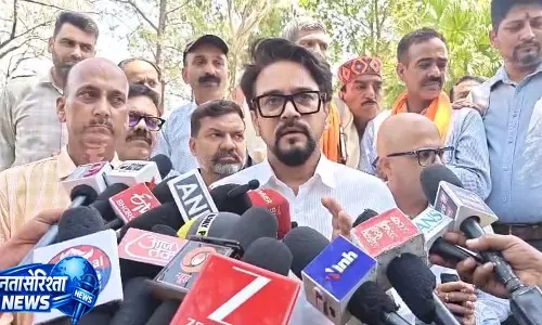 अनुराग ठाकुर बोले- कांग्रेस सत्ता में सिर्फ सुख भोगने आई है, अपने ही उठा रहे कार्यशैली पर सवाल