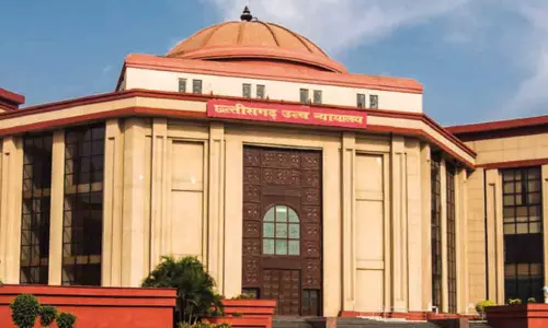 डॉक्टर को भरण-पोषण मामले में हाईकोर्ट से झटका, याचिका खारिज