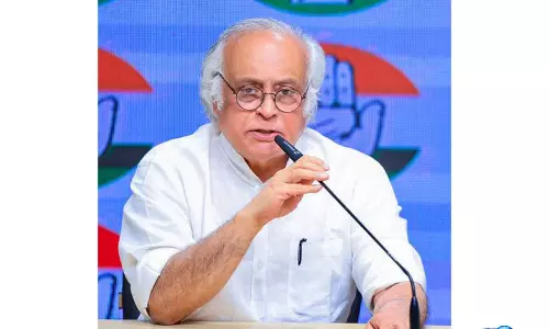 कांग्रेस के जयराम रमेश ने सीबीएसई विक्रेता COEMPT को लेकर धर्मेंद्र प्रधान पर किया कटाक्ष कांग्रेस के जयराम रमेश ने सीबीएसई विक्रेता COEMPT को लेकर धर्मेंद्र प्रधान पर किया कटाक्ष
