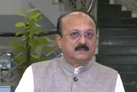 अवैध निर्माण पर दिल्ली सरकार का बड़ा एक्शन, नियम तोड़ने वालों को हो सकती है 2 साल तक की जेल अवैध निर्माण पर दिल्ली सरकार का बड़ा एक्शन, नियम तोड़ने वालों को हो सकती है 2 साल तक की जेल