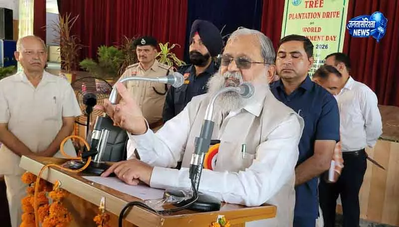 Ambala विज ने पर्यावरण की रक्षा के लिए सामूहिक प्रयास का आह्वान किया Ambala विज ने पर्यावरण की रक्षा के लिए सामूहिक प्रयास का आह्वान किया