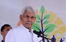 Srinagar: उपराज्यपाल ने पर्यावरण संरक्षण को जन आंदोलन बनाने की अपील की Srinagar: उपराज्यपाल ने पर्यावरण संरक्षण को जन आंदोलन बनाने की अपील की