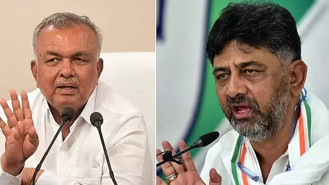 Karnataka : कैबिनेट पोर्टफोलियो विवाद से कांग्रेस सरकार में असंतोष की लहर Karnataka : कैबिनेट पोर्टफोलियो विवाद से कांग्रेस सरकार में असंतोष की लहर