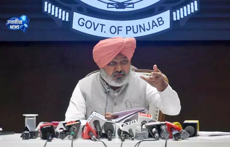 Chandigarh टैक्स चोरी पर बड़ी कार्रवाई, 200 गाड़ियां जब्त