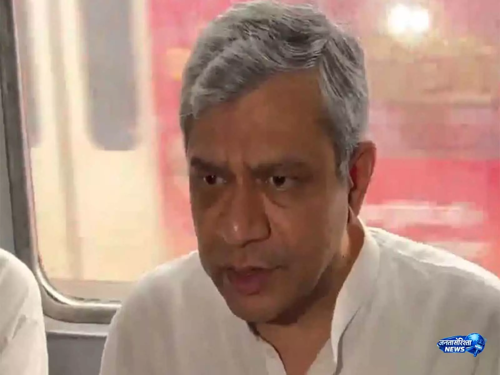 कोलकाता मेट्रो के लिए 60 नई पीढ़ी की ट्रेनें, 4–5 साल में तैनाती: Ashwini Vaishnaw कोलकाता मेट्रो के लिए 60 नई पीढ़ी की ट्रेनें, 4–5 साल में तैनाती: Ashwini Vaishnaw
