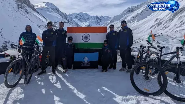 RIMC कैडेट ने 750 किमी की हिमालयी साइकिल यात्रा पूरी RIMC कैडेट ने 750 किमी की हिमालयी साइकिल यात्रा पूरी