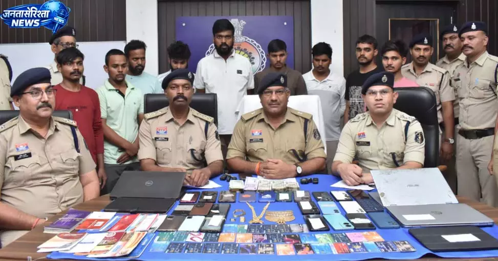 नागपुर तक फैला ऑनलाइन सट्टा सिंडिकेट ध्वस्त, मास्टरमाइंड सहित 9 गिरफ्तार नागपुर तक फैला ऑनलाइन सट्टा सिंडिकेट ध्वस्त, मास्टरमाइंड सहित 9 गिरफ्तार