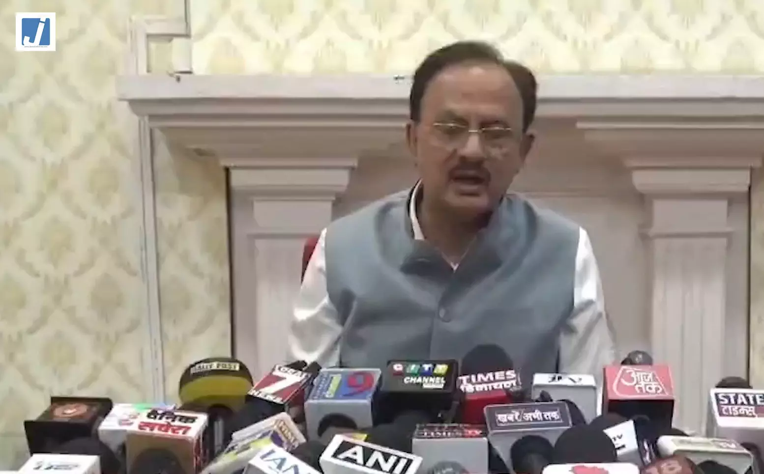 हिमाचल में पंचायत प्रधानों की शपथ ग्रहण की तारीख तय हिमाचल में पंचायत प्रधानों की शपथ ग्रहण की तारीख तय