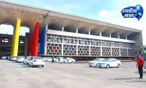 Chandigarh किसानों ने PIL दायर की, HC ने 9 जून के लिए नोटिस जारी किया Chandigarh किसानों ने PIL दायर की, HC ने 9 जून के लिए नोटिस जारी किया