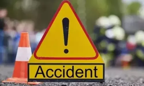 Jammu : सांबा जिले में सड़क हादसों में दो मौतें, एक घायल Jammu : सांबा जिले में सड़क हादसों में दो मौतें, एक घायल
