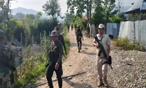 Manipur: सुरक्षा बलों ने जॉइंट ऑपरेशन के दौरान उखरुल में बंकरों को ध्वस्त किया Manipur: सुरक्षा बलों ने जॉइंट ऑपरेशन के दौरान उखरुल में बंकरों को ध्वस्त किया