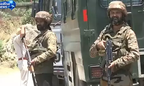 Rajouri : आतंकवाद विरोधी ऑपरेशन के दौरान भारतीय जवान की दुर्घटना में मौत Rajouri : आतंकवाद विरोधी ऑपरेशन के दौरान भारतीय जवान की दुर्घटना में मौत