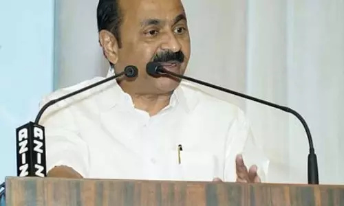 केरल सीएम ने पीएम मोदी को लिखा पत्र, दुबई के अस्पताल में फंसे भारतीय नर्सों-डॉक्टरों के लिए तत्काल हस्तक्षेप की मांग केरल सीएम ने पीएम मोदी को लिखा पत्र, दुबई के अस्पताल में फंसे भारतीय नर्सों-डॉक्टरों के लिए तत्काल हस्तक्षेप की मांग