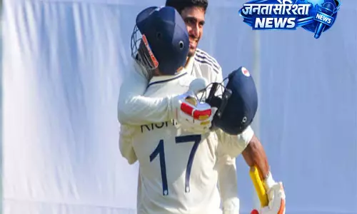 One-off Test: गिल और पंत की दमदार बल्लेबाजी, भारत का बड़ा स्कोर One-off Test: गिल और पंत की दमदार बल्लेबाजी, भारत का बड़ा स्कोर