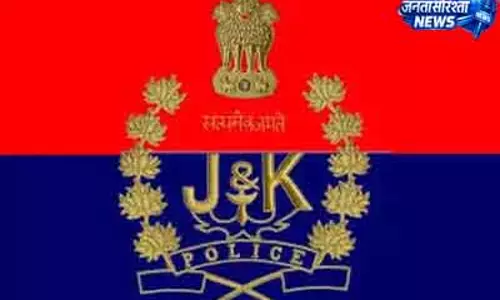 Srinagar ड्रग तस्करों की 3.5 करोड़ की संपत्ति जब्त Srinagar ड्रग तस्करों की 3.5 करोड़ की संपत्ति जब्त