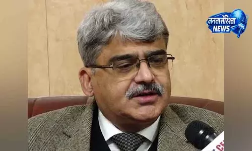 CS ने J&K में ट्रॉमा और इमरजेंसी केयर बढ़ाने की मांग की CS ने J&K में ट्रॉमा और इमरजेंसी केयर बढ़ाने की मांग की