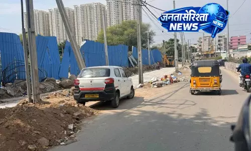 कुकटपल्ली-येल्लम्बंडा रोड चौड़ीकरण प्रोजेक्ट में लोगों ने खराब तालमेल की शिकायत की कुकटपल्ली-येल्लम्बंडा रोड चौड़ीकरण प्रोजेक्ट में लोगों ने खराब तालमेल की शिकायत की