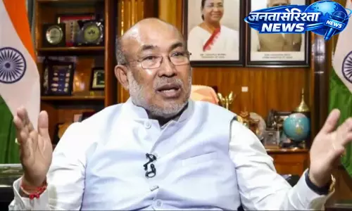 Manipur : गांवों की संख्या बढ़ोतरी पर पूर्व मुख्यमंत्री एन. बीरेन सिंह ने उठाए सवाल Manipur : गांवों की संख्या बढ़ोतरी पर पूर्व मुख्यमंत्री एन. बीरेन सिंह ने उठाए सवाल
