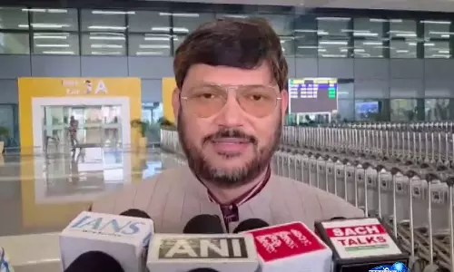 समाजवादी पार्टी के नेताओं ने घरेलू LPG की कीमतों में बढ़ोतरी को लेकर सरकार की आलोचना की समाजवादी पार्टी के नेताओं ने घरेलू LPG की कीमतों में बढ़ोतरी को लेकर सरकार की आलोचना की