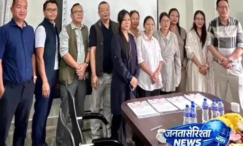 महिला कारीगरों को सपोर्ट करने के लिए MoU साइन किया गया महिला कारीगरों को सपोर्ट करने के लिए MoU साइन किया गया