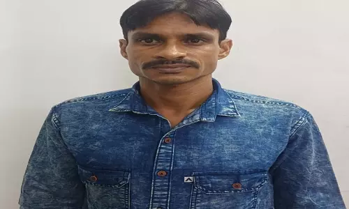 रायपुर में नशीली टेबलेट के साथ एक आरोपी व नाबालिग गिरफ्तार रायपुर में नशीली टेबलेट के साथ एक आरोपी व नाबालिग गिरफ्तार