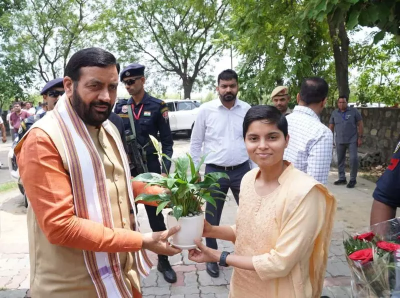 हरियाणा के CM सैनी ने 1.5 करोड़ पौधे लगाकर राज्य के ग्रीन विजन का खुलासा किया हरियाणा के CM सैनी ने 1.5 करोड़ पौधे लगाकर राज्य के ग्रीन विजन का खुलासा किया