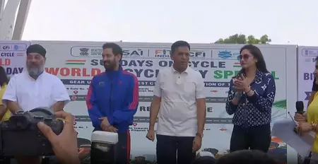 दिल्ली: संडे ऑन साइकिल रैली में हजारों लोगों ने लिया हिस्सा, मांडविया बोले- हर दिन करें एक साइकिल ट्रिप दिल्ली: संडे ऑन साइकिल रैली में हजारों लोगों ने लिया हिस्सा, मांडविया बोले- हर दिन करें एक साइकिल ट्रिप