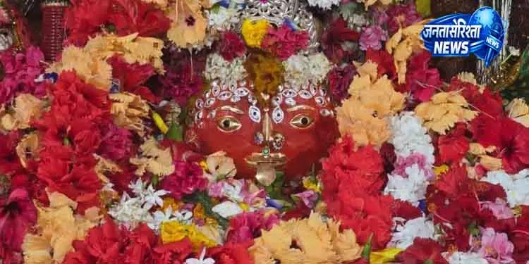 Chhatrapur ने माँ रामायणम्मा को विदाई दी Chhatrapur ने माँ रामायणम्मा को विदाई दी
