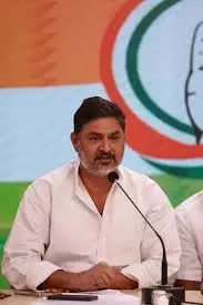 झारखंडः राज्यसभा की दो सीटों के लिए मुकाबला हुआ दिलचस्प, निर्दलीय परिमल नथवानी और विजय साई रेड्डी ने बढ़ाया सस्पेंस झारखंडः राज्यसभा की दो सीटों के लिए मुकाबला हुआ दिलचस्प, निर्दलीय परिमल नथवानी और विजय साई रेड्डी ने बढ़ाया सस्पेंस