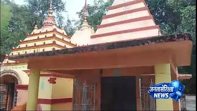 बालासोर में चोरों ने तीन मंदिरों से लाखों का सोना, पैसा और कीमती सामान लूटा बालासोर में चोरों ने तीन मंदिरों से लाखों का सोना, पैसा और कीमती सामान लूटा