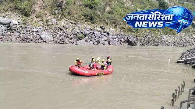 Uttarakhand : देवप्रयाग और कौड़ियाला में दो हादसे, गंगा में बह गए दो पर्यटक Uttarakhand : देवप्रयाग और कौड़ियाला में दो हादसे, गंगा में बह गए दो पर्यटक