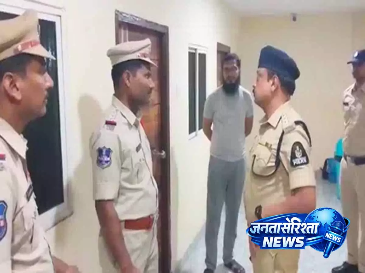 Hyderabad पुलिस ने रात भर में 562 लॉज का निरीक्षण किया Hyderabad पुलिस ने रात भर में 562 लॉज का निरीक्षण किया