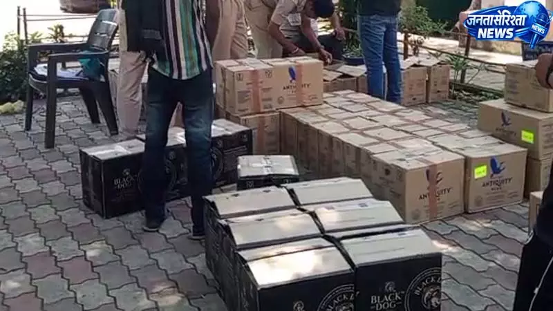 सुजानपुर में अवैध शराब पर बड़ी कार्रवाई, 90 पेटियां बरामद सुजानपुर में अवैध शराब पर बड़ी कार्रवाई, 90 पेटियां बरामद