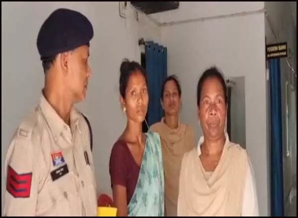 कांकेर डेढ़ लाख की चोरी मामले में महिला गिरफ्तार कांकेर डेढ़ लाख की चोरी मामले में महिला गिरफ्तार