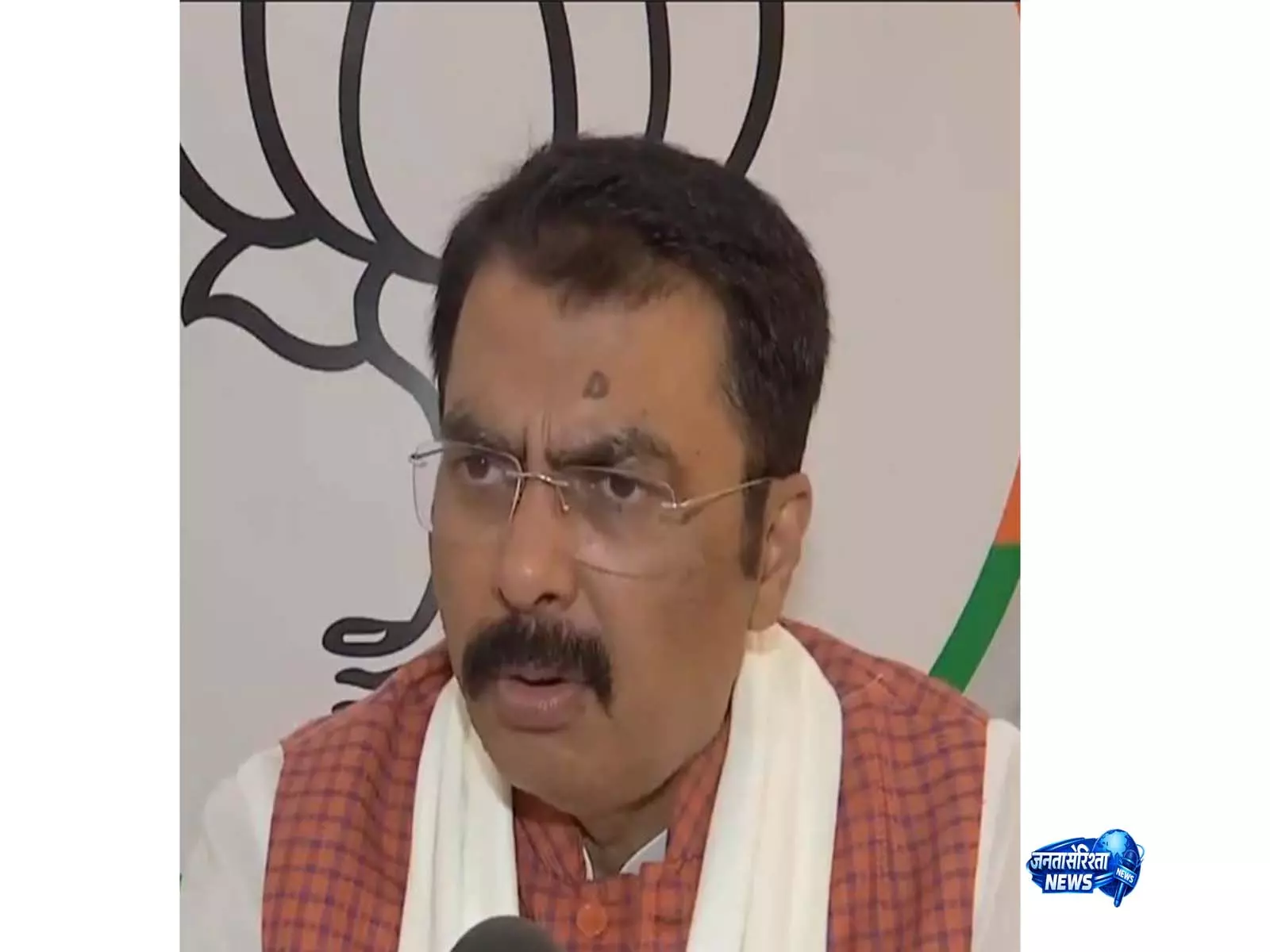 दूसरे देशों के मुकाबले भारत में बढ़ोतरी बहुत कम: बिहार BJP चीफ ने LPG सिलेंडर की कीमत बढ़ोतरी पर कहा दूसरे देशों के मुकाबले भारत में बढ़ोतरी बहुत कम: बिहार BJP चीफ ने LPG सिलेंडर की कीमत बढ़ोतरी पर कहा