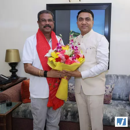 धर्मेंद्र प्रधान से मिले सीएम सावंत, नेप 2020 के नतीजों पर की चर्चा धर्मेंद्र प्रधान से मिले सीएम सावंत, नेप 2020 के नतीजों पर की चर्चा
