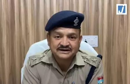 चारधाम यात्रा और टूरिस्टों की बढ़ती संख्या से ऋषिकेश में भारी ट्रैफिक, प्रशासन अलर्ट चारधाम यात्रा और टूरिस्टों की बढ़ती संख्या से ऋषिकेश में भारी ट्रैफिक, प्रशासन अलर्ट